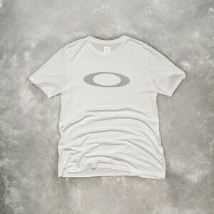 ASOS White T-Shirt with Gray Oval Design